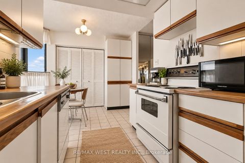 Photo 6 at 2702 - 80 Antibes Drive, Branson, Toronto