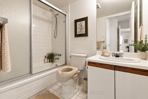 Photo 11 at 2702 - 80 Antibes Drive, Branson, Toronto