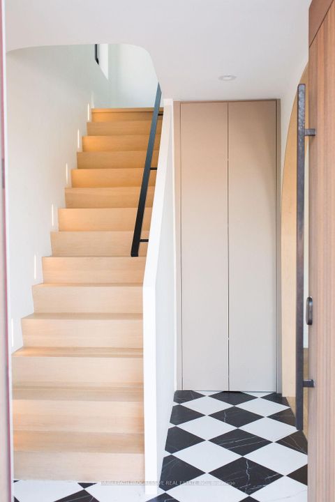 Photo 1 at 127 Glenvale Boulevard, Leaside, Toronto