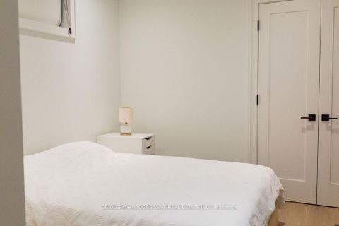 Photo 14 at 127 Glenvale Boulevard, Leaside, Toronto