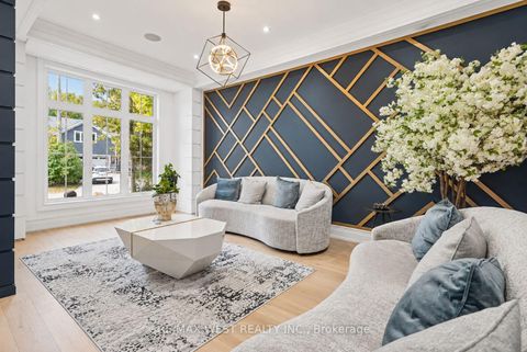 Photo 3 at 2019 Lilac Drive, Alcona, Innisfil