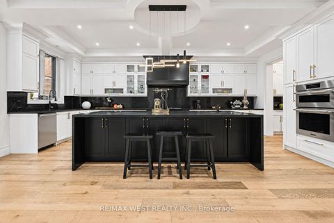 Photo 4 at 2019 Lilac Drive, Alcona, Innisfil
