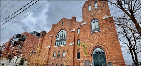 Photo 3 at 210 - 243 Perth Avenue, Junction, Toronto