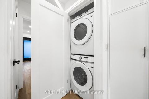 Photo 9 at 147 Forman Avenue, Mount Pleasant East, Toronto