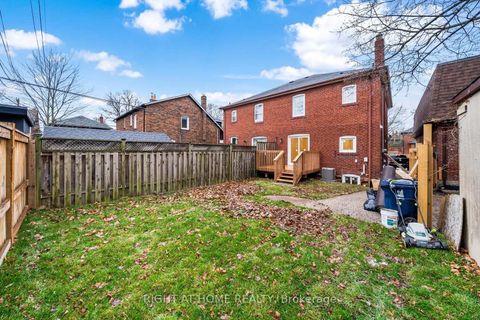Photo 20 at 147 Forman Avenue, Mount Pleasant East, Toronto