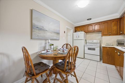 Photo 16 at 80 Applefield Drive, Bendale, Toronto