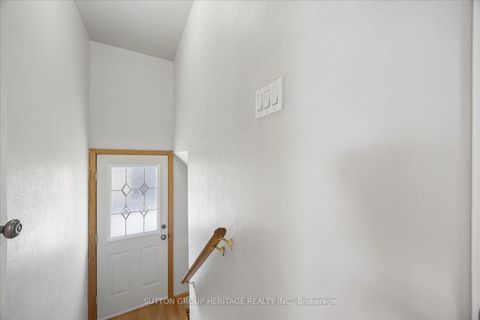 Photo 24 at 80 Applefield Drive, Bendale, Toronto