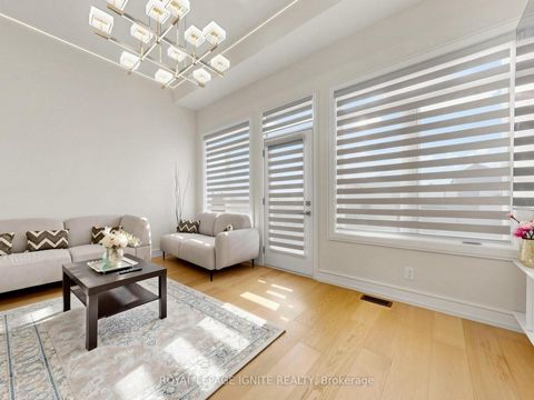 Photo 9 at 52A Robinson Avenue, Oakridge, Toronto
