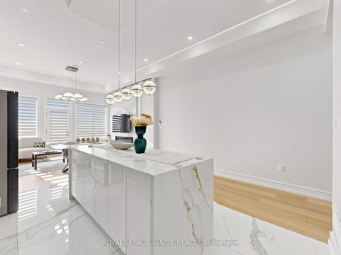 Photo 14 at 52A Robinson Avenue, Oakridge, Toronto