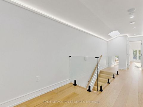 Photo 23 at 52A Robinson Avenue, Oakridge, Toronto