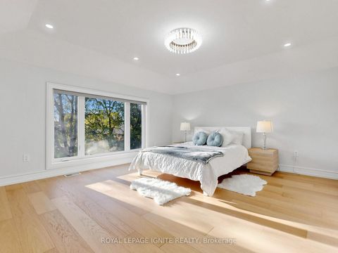 Photo 31 at 52A Robinson Avenue, Oakridge, Toronto
