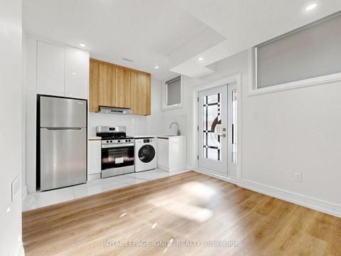 Photo 42 at 52A Robinson Avenue, Oakridge, Toronto