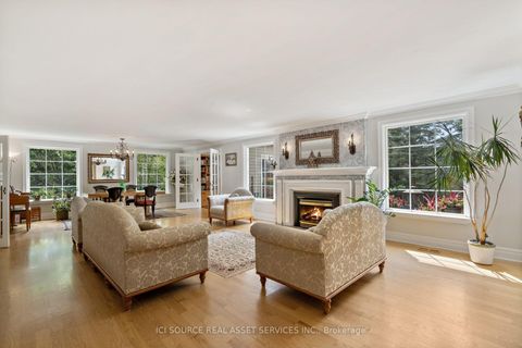 Photo 1 at 109 Highland Lane, Mill Pond, Richmond Hill