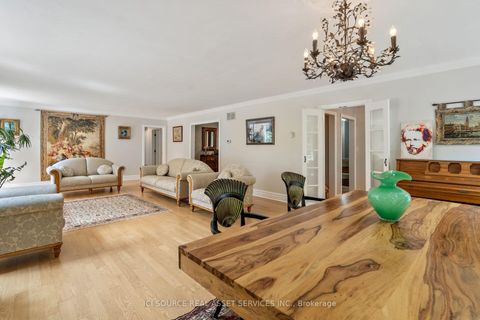 Photo 7 at 109 Highland Lane, Mill Pond, Richmond Hill