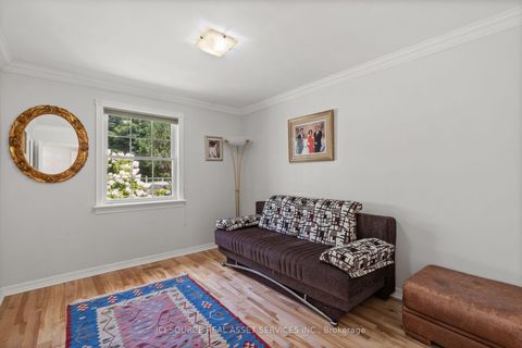 Photo 23 at 109 Highland Lane, Mill Pond, Richmond Hill