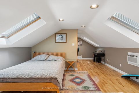Photo 24 at 109 Highland Lane, Mill Pond, Richmond Hill