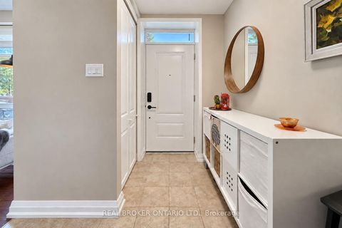 Photo 4 at 3 - 69 Upper Canada Drive, Windfields, Toronto