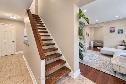 Photo 6 at 3 - 69 Upper Canada Drive, Windfields, Toronto