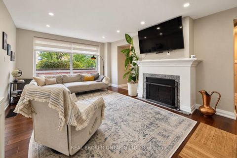 Photo 7 at 3 - 69 Upper Canada Drive, Windfields, Toronto