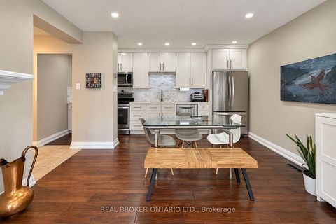 Photo 13 at 3 - 69 Upper Canada Drive, Windfields, Toronto