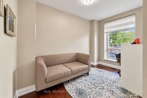 Photo 18 at 3 - 69 Upper Canada Drive, Windfields, Toronto