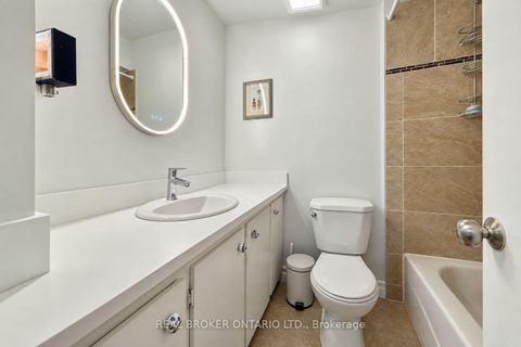 Photo 23 at 3 - 69 Upper Canada Drive, Windfields, Toronto