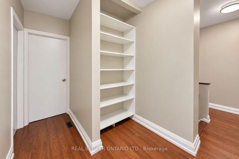 Photo 29 at 3 - 69 Upper Canada Drive, Windfields, Toronto