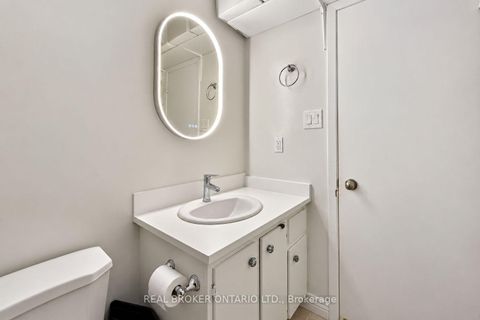 Photo 33 at 3 - 69 Upper Canada Drive, Windfields, Toronto