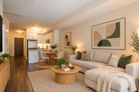 Photo 0 at 208 - 1 Old Mill Drive, Swansea, Toronto
