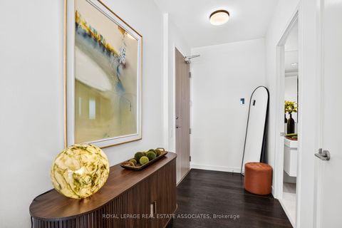 Photo 3 at 3006 - 70 Distillery Lane, Waterfront Communities C8, Toronto