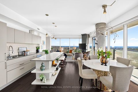 Photo 4 at 3006 - 70 Distillery Lane, Waterfront Communities C8, Toronto