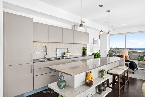 Photo 5 at 3006 - 70 Distillery Lane, Waterfront Communities C8, Toronto