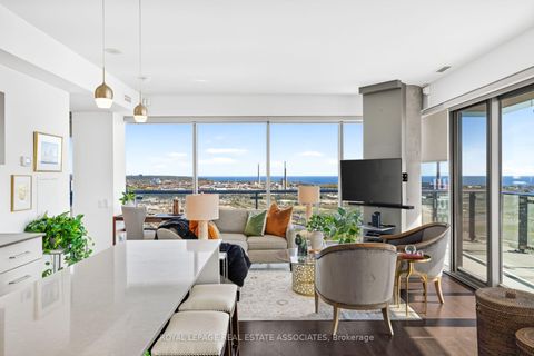 Photo 9 at 3006 - 70 Distillery Lane, Waterfront Communities C8, Toronto