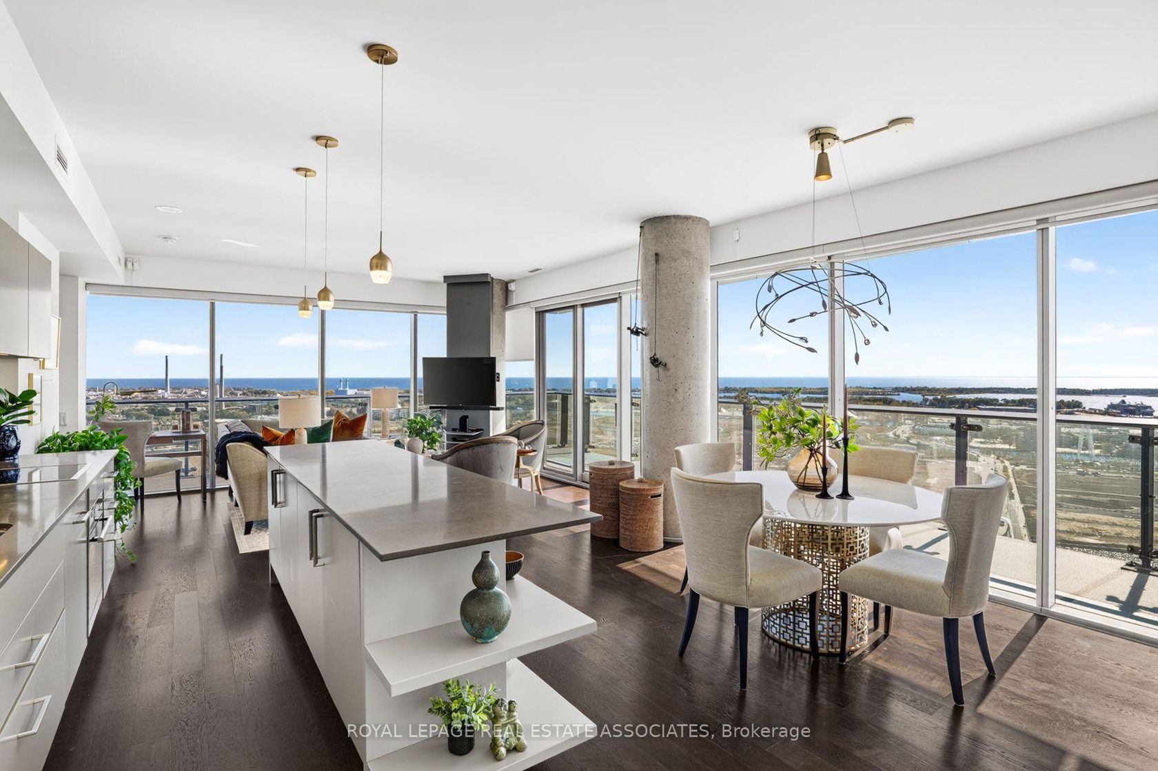 3006 - 70 Distillery Lane, Waterfront Communities C8, Toronto 