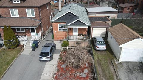 Photo 3 at 403 Northcliffe Boulevard, Oakwood Village, Toronto
