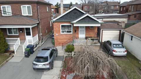 Photo 4 at 403 Northcliffe Boulevard, Oakwood Village, Toronto