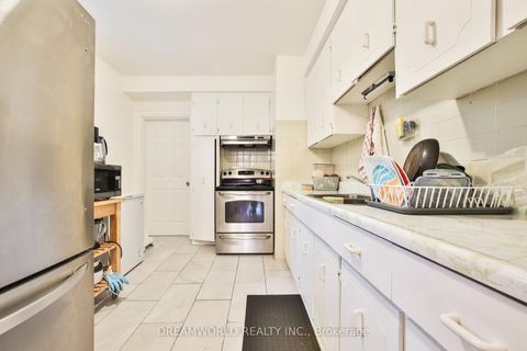 Photo 11 at 403 Northcliffe Boulevard, Oakwood Village, Toronto