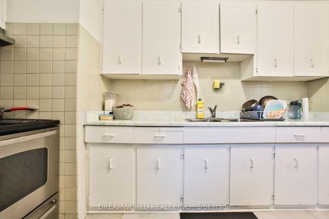 Photo 12 at 403 Northcliffe Boulevard, Oakwood Village, Toronto