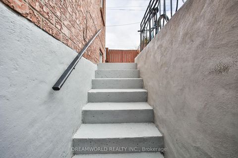 Photo 24 at 403 Northcliffe Boulevard, Oakwood Village, Toronto