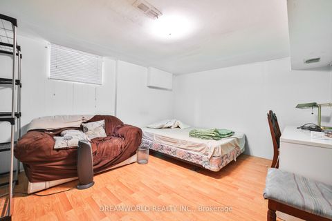 Photo 34 at 403 Northcliffe Boulevard, Oakwood Village, Toronto