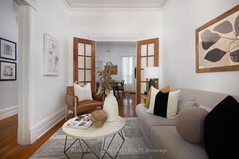 Photo 3 at 200 Albany Avenue, Annex, Toronto