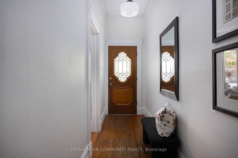 Photo 12 at 200 Albany Avenue, Annex, Toronto