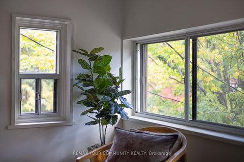 Photo 20 at 200 Albany Avenue, Annex, Toronto