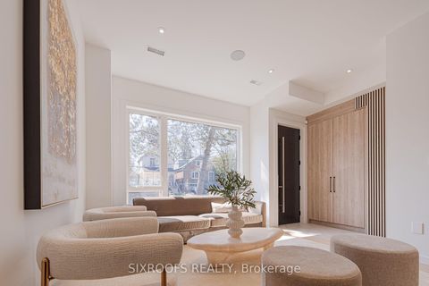 Photo 2 at 40 Morningside Avenue, Swansea, Toronto