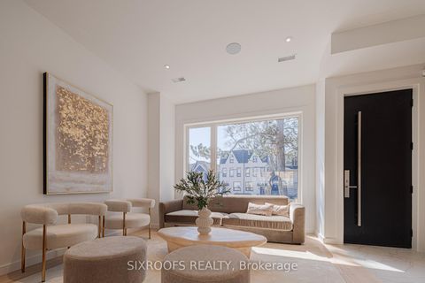 Photo 3 at 40 Morningside Avenue, Swansea, Toronto