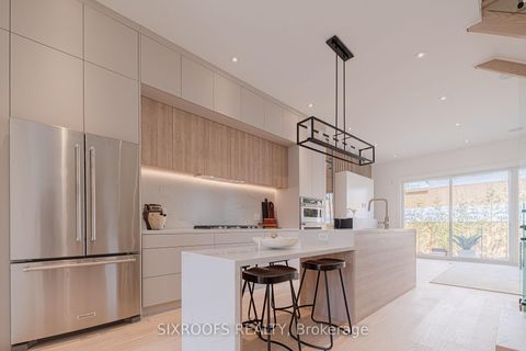 Photo 9 at 40 Morningside Avenue, Swansea, Toronto