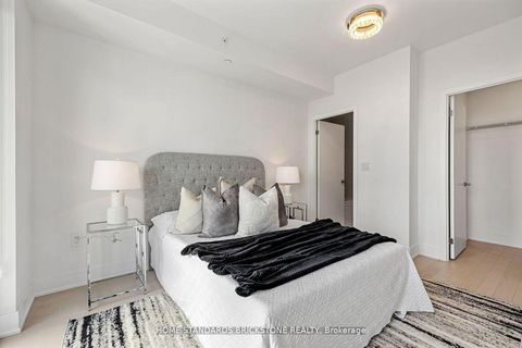 Photo 17 at 3907 - 955 Bay Street, Bay Street Corridor, Toronto