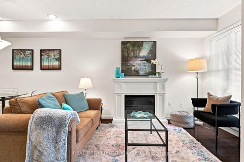 Photo 3 at 8 Ayers Crescent, Birchmount, Toronto