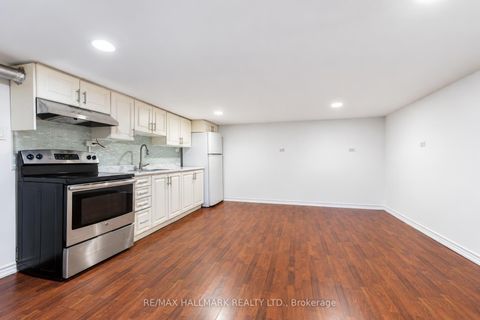Photo 31 at 14 Saunders Road, Guildwood, Toronto