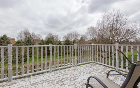 Photo 34 at 19 Western Skies Court, East Woodbridge, Vaughan